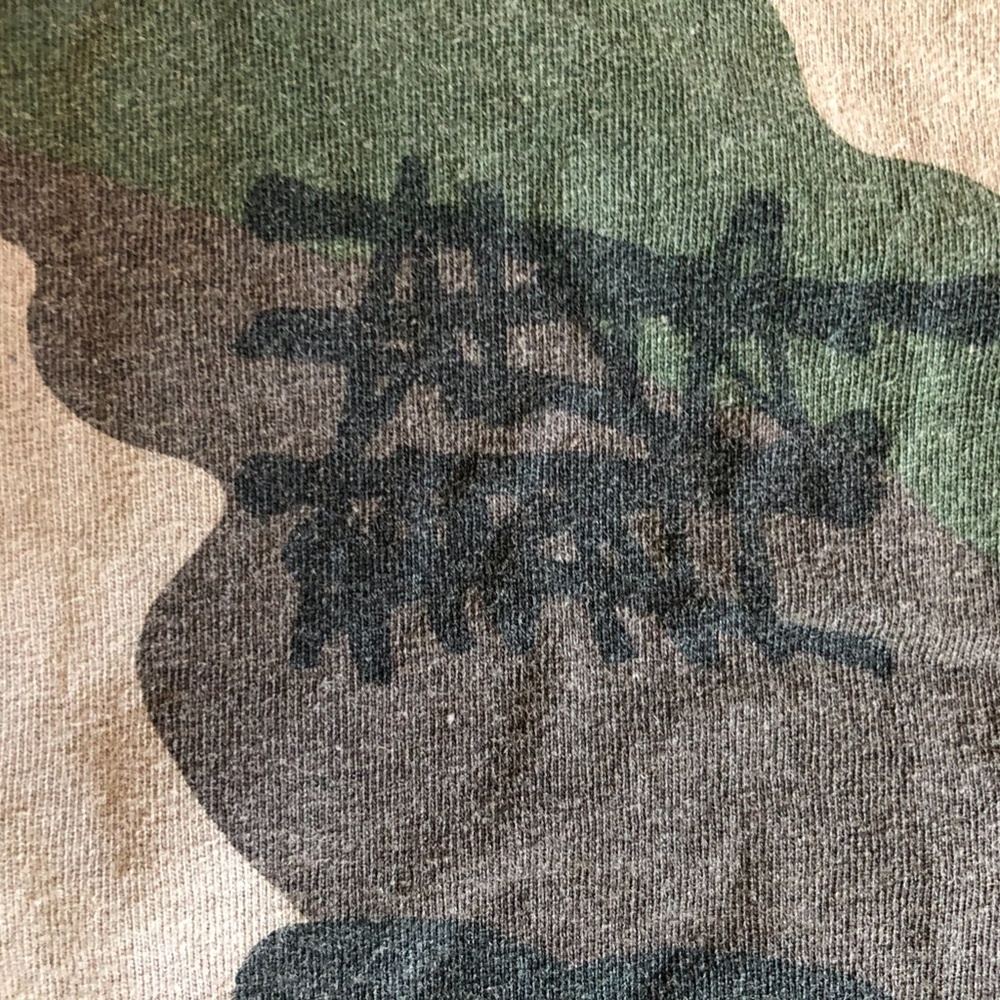 Altamont Camo Tank Top Large - Picture 3 of 3